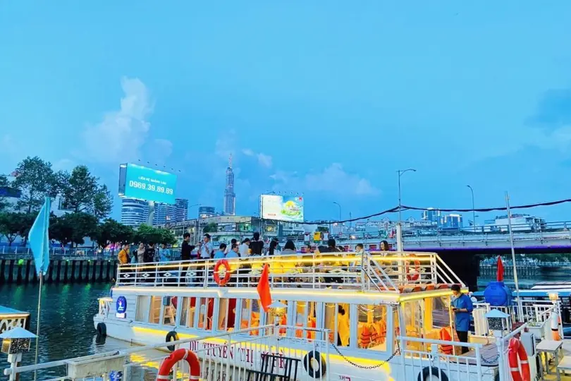 Tour Sài Gòn – 1 Tháng