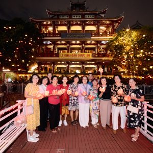 Tour thuyền trên Kênh Nhiêu Lộc